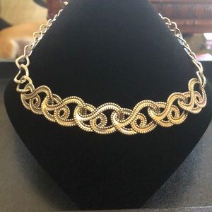 Premier Designs Effortless Curvy Necklace